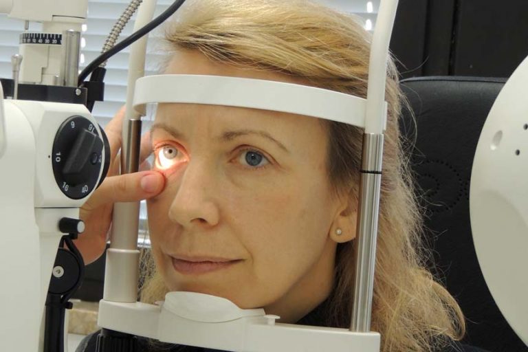 Rotes Auge ein Symptom, viele Ursachen Bergman Clinics Medical EyeCare